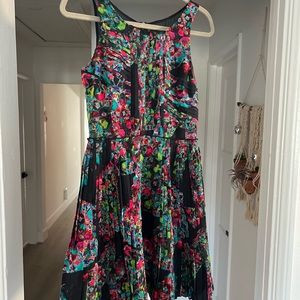 Floral graphic print dress - pleated - high neck sleeveless - garden party -
